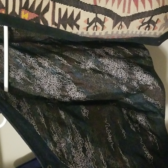 Vintage Oversized Suede Vest with Tapestry Pattern - Picture 4 of 5